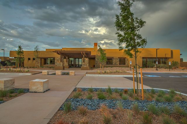 2331 Komatke Trail NW, Albuquerque, NM 87120