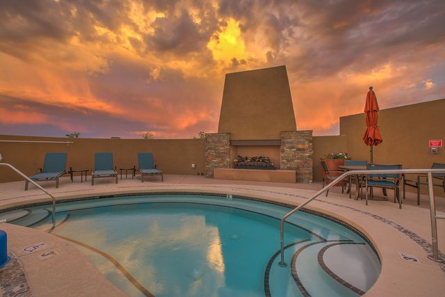 2331 Komatke Trail NW, Albuquerque, NM 87120