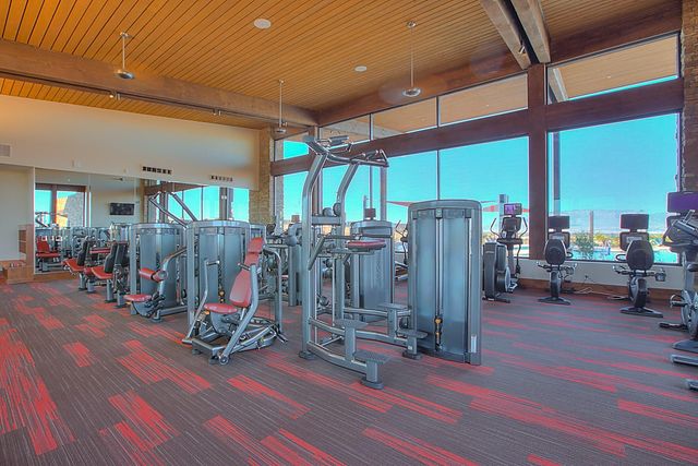 2331 Komatke Trail NW, Albuquerque, NM 87120