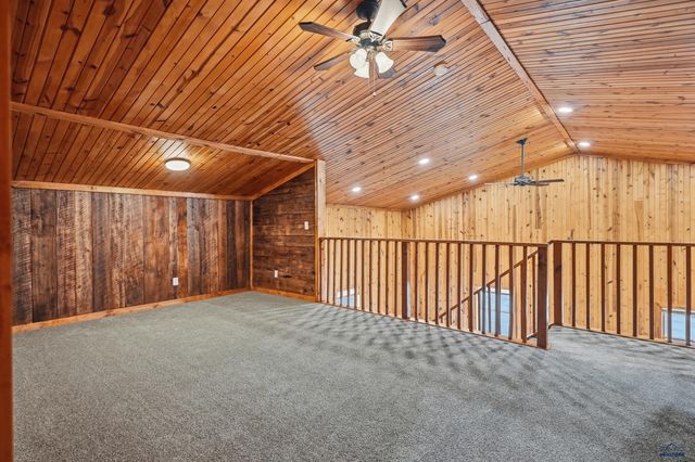 22219 SADDLE RD, Piedmont, SD 57769