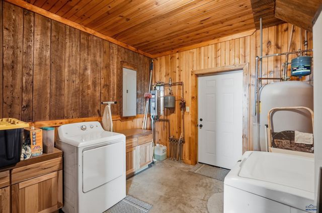 22219 SADDLE RD, Piedmont, SD 57769