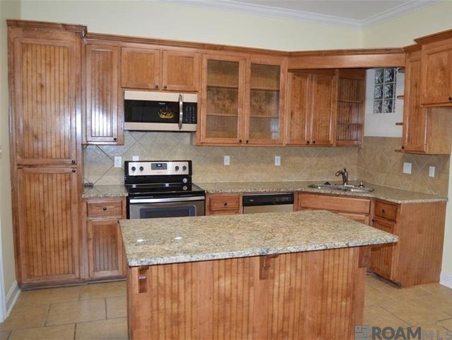 106 Secret Gate, Denham Springs, LA 70726