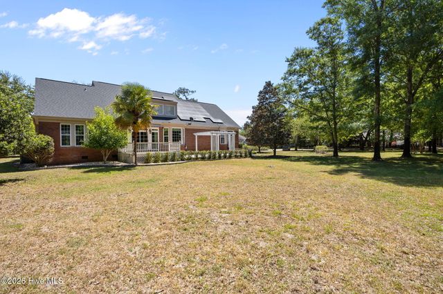 225 Shearwater Drive, Hampstead, NC 28443