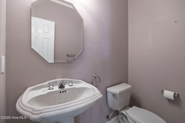 225 Shearwater Drive, Hampstead, NC 28443