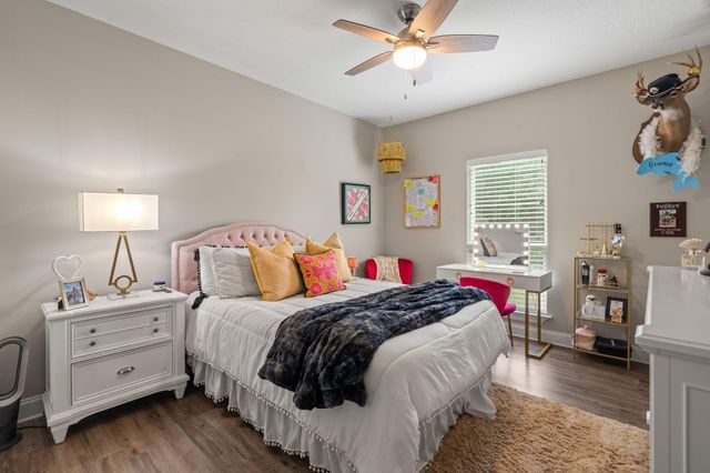 595 Nellwood Dr., Hattiesburg, MS 39402
