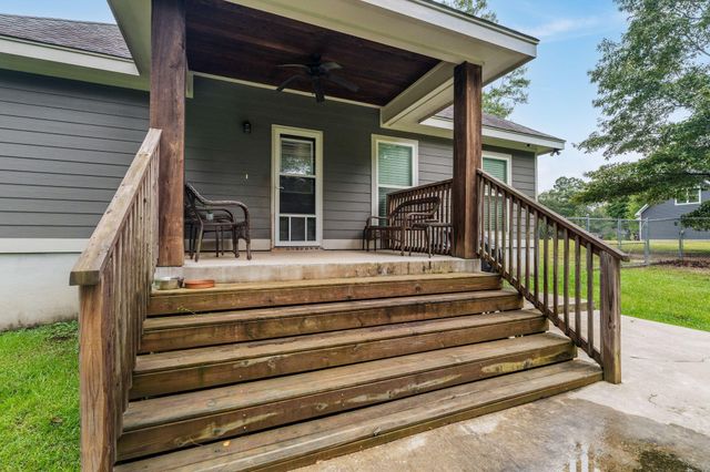 595 Nellwood Dr., Hattiesburg, MS 39402