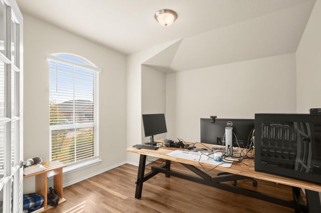 5526 Perdita DR, Belton, TX 76513