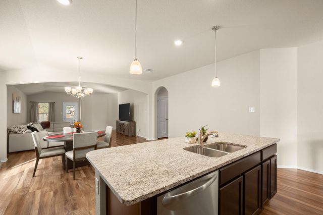 5526 Perdita DR, Belton, TX 76513