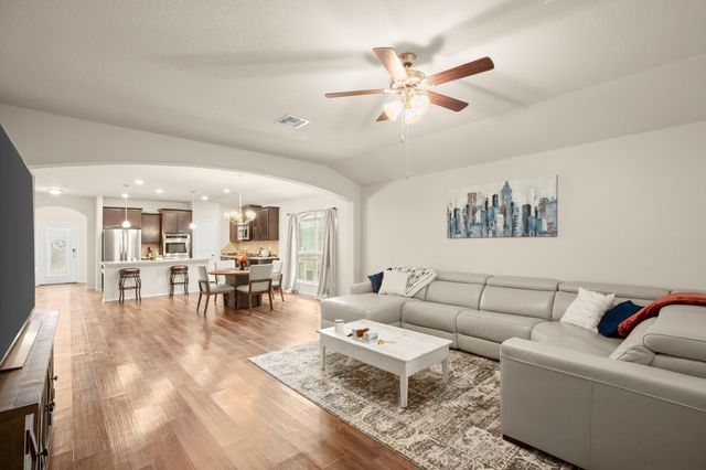 5526 Perdita DR, Belton, TX 76513