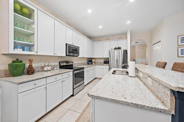 148 Behring Way, Jupiter, FL 33458