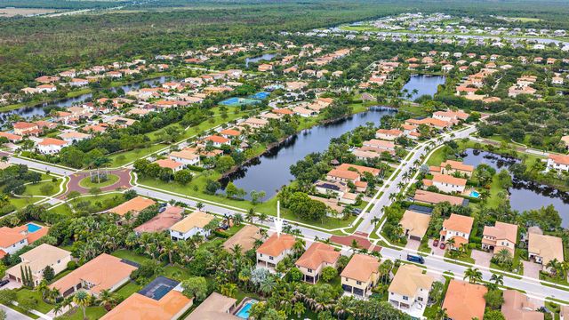 148 Behring Way, Jupiter, FL 33458