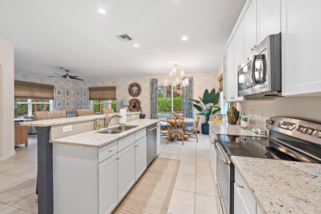 148 Behring Way, Jupiter, FL 33458