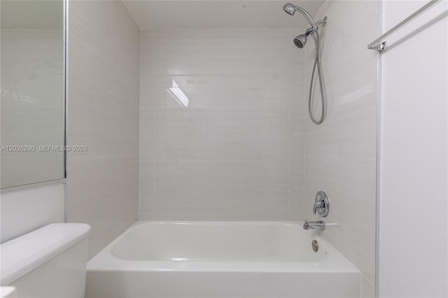 4950 E Sabal Palm Blvd 106, Tamarac, FL 33319