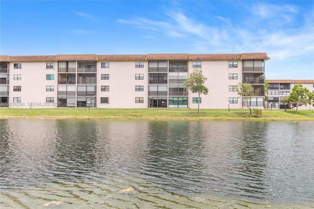 4950 E Sabal Palm Blvd 106, Tamarac, FL 33319