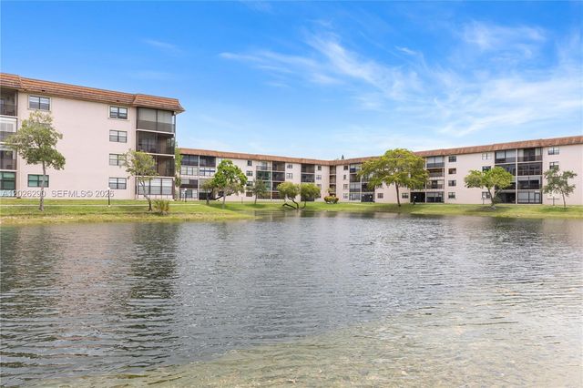 4950 E Sabal Palm Blvd 106, Tamarac, FL 33319