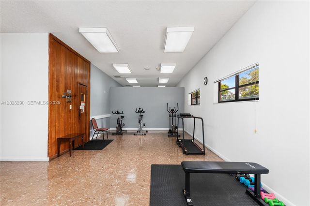 4950 E Sabal Palm Blvd 106, Tamarac, FL 33319