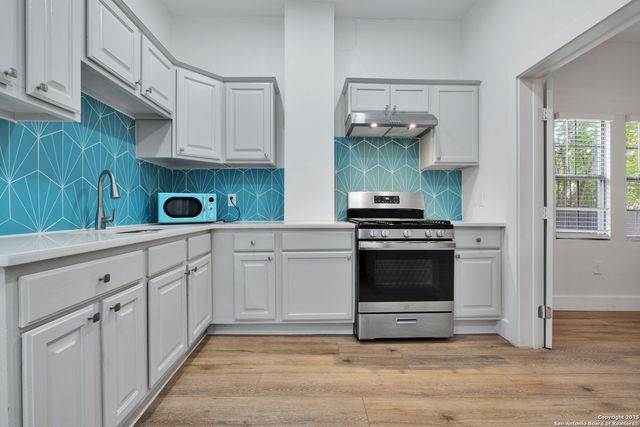 618 Atlanta St Apt 2, San Antonio, TX 78212