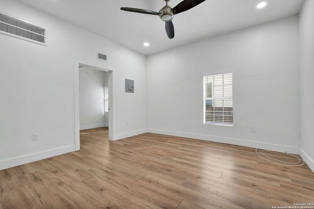 618 Atlanta St Apt 2, San Antonio, TX 78212