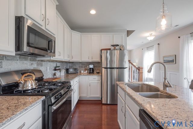 3411 Rock Creek Villa Dr, Quinton, VA 23141
