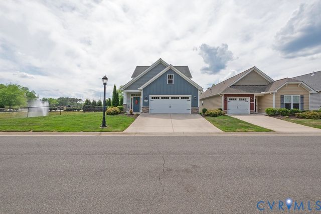 3411 Rock Creek Villa Dr, Quinton, VA 23141
