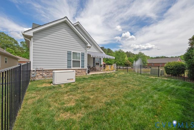 3411 Rock Creek Villa Dr, Quinton, VA 23141