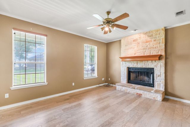 777 Rs County Road 3346, Emory, TX 75440