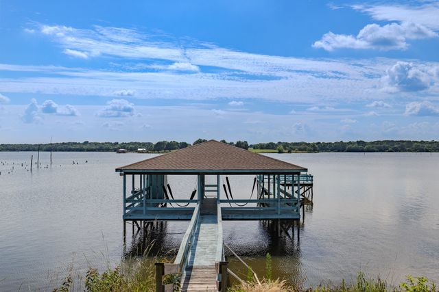 777 Rs County Road 3346, Emory, TX 75440
