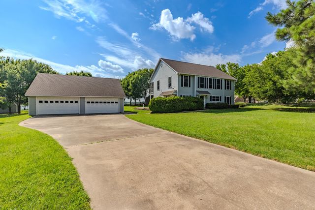 777 Rs County Road 3346, Emory, TX 75440