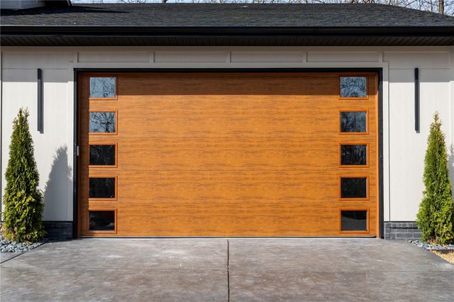 18 Grimsby Circle, Bella Vista, AR 72714