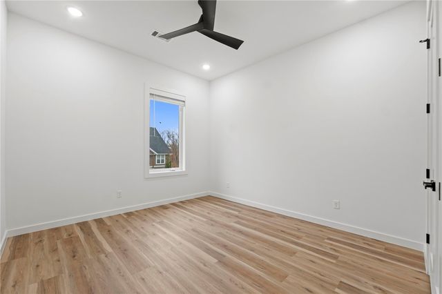 18 Grimsby Circle, Bella Vista, AR 72714