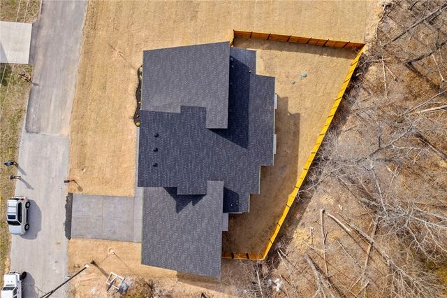 18 Grimsby Circle, Bella Vista, AR 72714