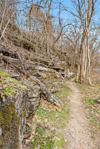 18 Grimsby Circle, Bella Vista, AR 72714