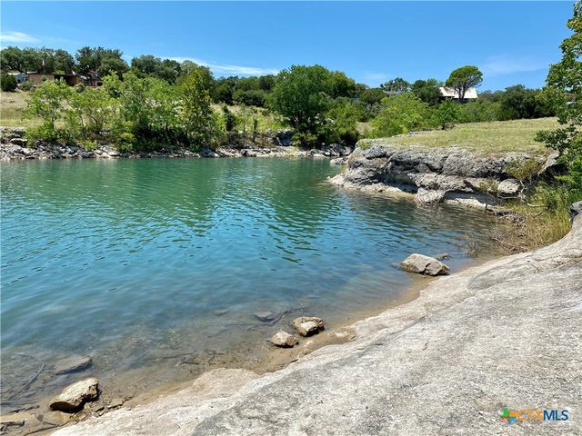 1516 Ensenada Drive, Canyon Lake, TX 78133