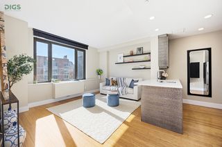305 W 16TH Street # 5F, New York City, NY 10011