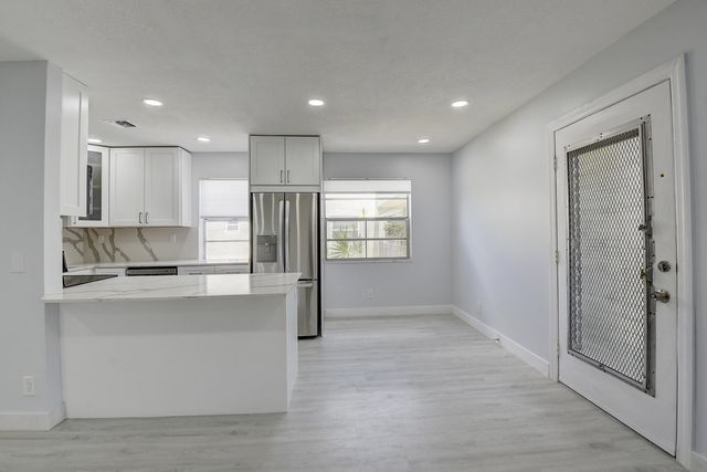 318 Monaco G Boulevard G, Delray Beach, FL 33446