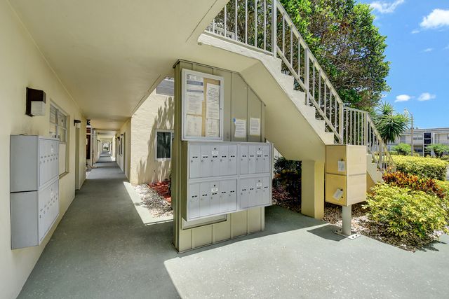 318 Monaco G Boulevard G, Delray Beach, FL 33446