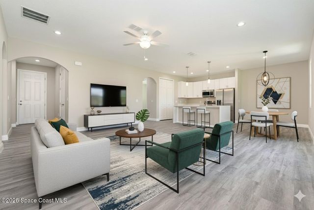 1195 Yakutat Avenue SE, Palm Bay, FL 32909