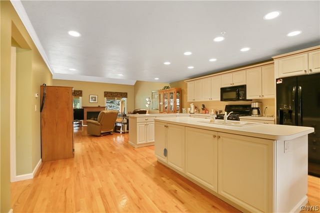 5322 Bunker Hill, Onondaga, NY 13207
