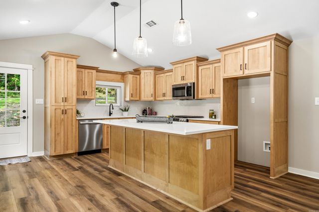 130 Jay Loop, Hot Springs, AR 71913