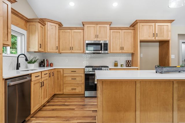 130 Jay Loop, Hot Springs, AR 71913