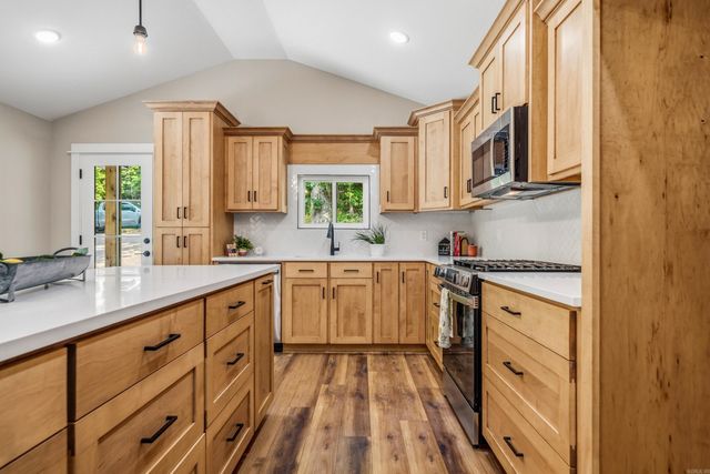 130 Jay Loop, Hot Springs, AR 71913