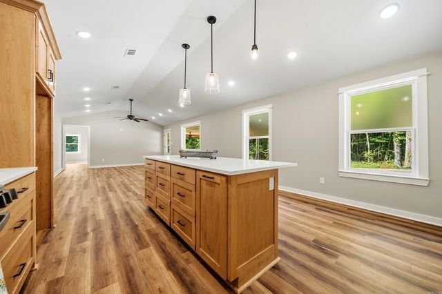 130 Jay Loop, Hot Springs, AR 71913