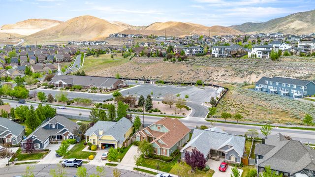 4916 N SHADY VIEW LN, Lehi, UT 84043