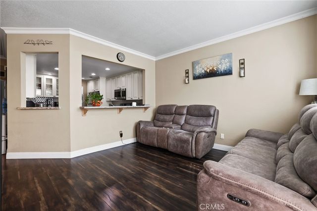 2225 Indigo Hills Drive 3, Corona, CA 92879