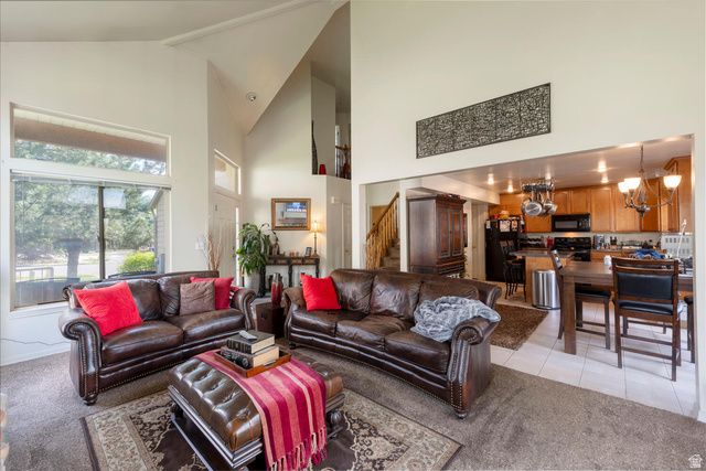 7456 SOUTHCREST CIR, Midvale, UT 84047