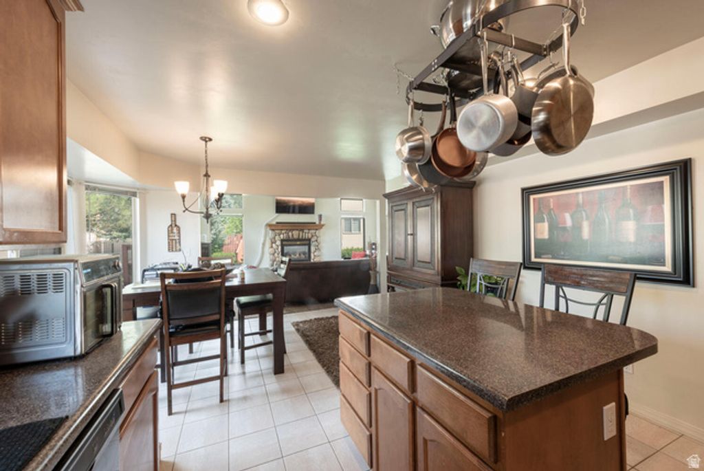 Image 29 of property listing at 7456 SOUTHCREST CIR, Midvale, UT 84047