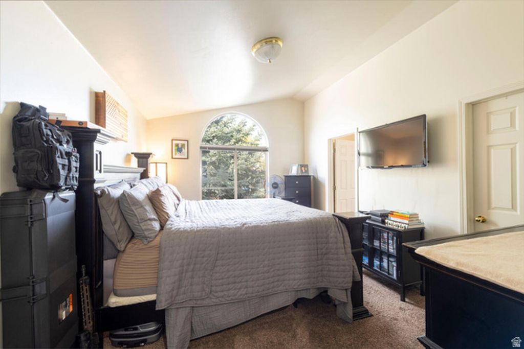 Image 33 of property listing at 7456 SOUTHCREST CIR, Midvale, UT 84047