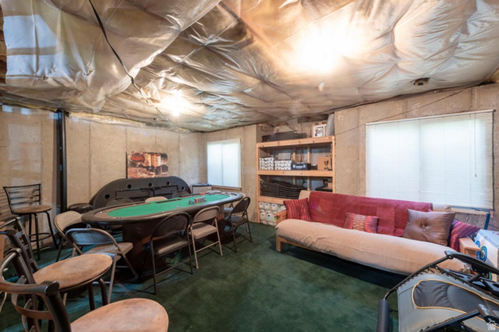 Image 38 of property listing at 7456 SOUTHCREST CIR, Midvale, UT 84047