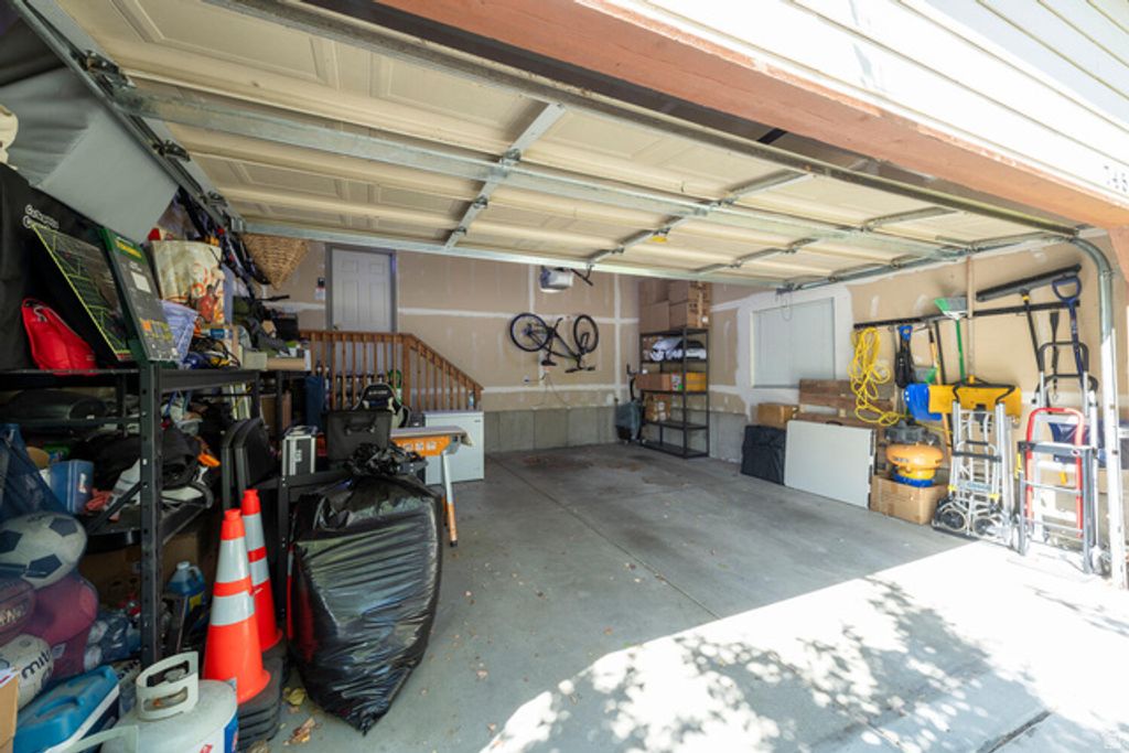 Image 41 of property listing at 7456 SOUTHCREST CIR, Midvale, UT 84047