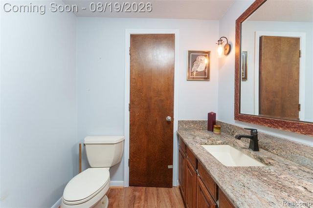 1761 Waw Lake Road, Brighton, MI 48114